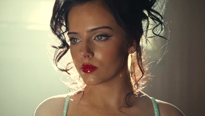 Jessie Murph met à jour "Je ne suis pas là pour toi", un des premiers favoris des fans, avec un nouvel enregistrement