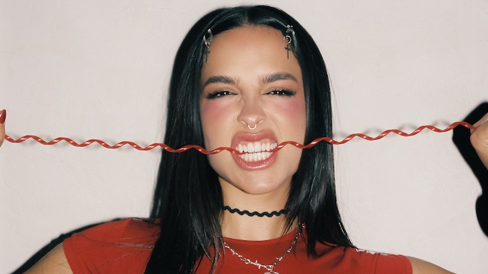 Le nouvel album de Gale, "Lo Que Puede Pasar", est maintenant disponible, ainsi qu'une vidéo ludique pour "Perspectiva"