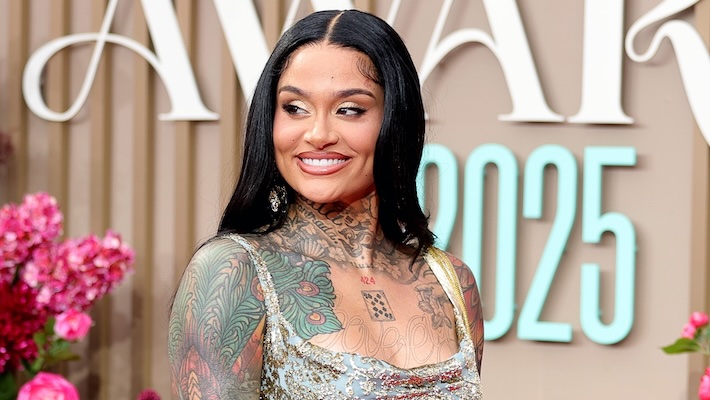 Le « pack hommage » de remixes « pliés » de Kehlani comprend Brandy, JoJo, Ne-Yo et plus encore