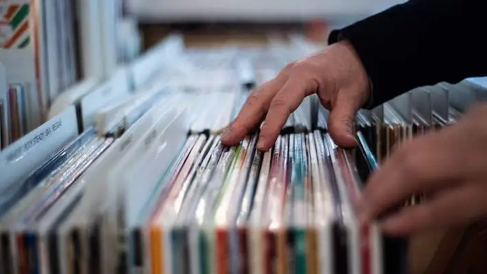 Indiecast adresse les e-mails des auditeurs