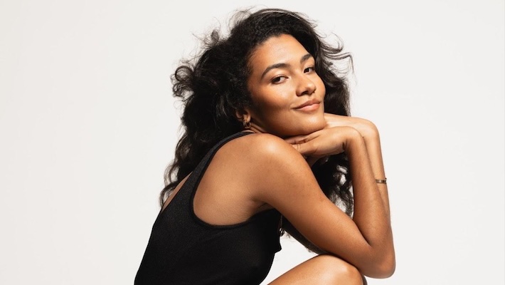 Olivia Dean jouera dans d'immenses salles lors de sa tournée 'The Art Of Loving' en 2026