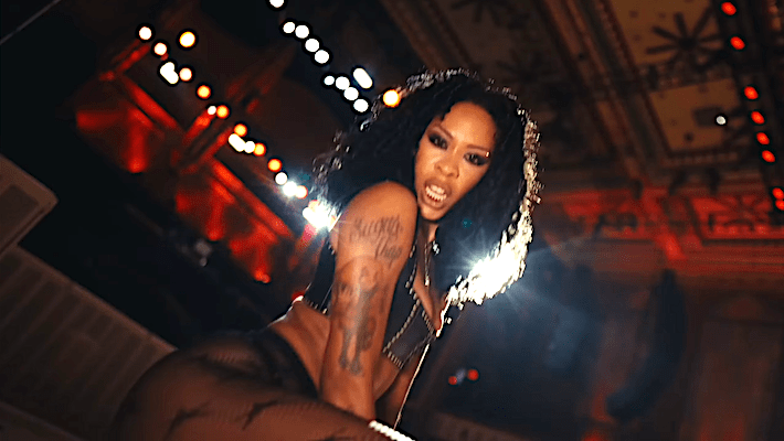 Rico Nasty se déchaîne dans sa vidéo rauque "Pepper"