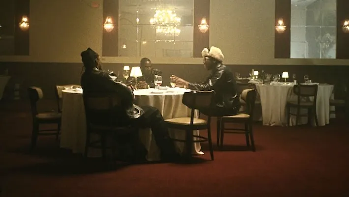 Clipse et Tyler, l'équipe de créateurs avec Lyrical Lemonade (et un groupe animatronique effrayant) pour la nouvelle vidéo "POV"