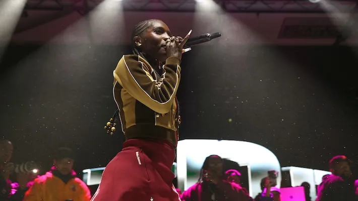 Le concert de Noël annuel de TDE revient en 2025 pour redonner avec SZA, Doechii et plus