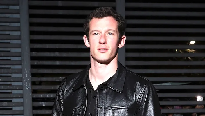 "One Night Only" : tout ce qu'il faut savoir sur la comédie romantique en réalité alternative de Callum Turner et Monica Barbaro