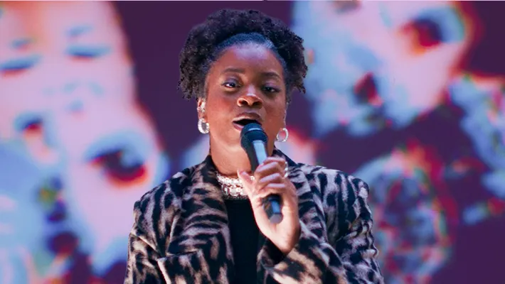 Ari Lennox donne vie à « Horoscope » dans une performance époustouflante pour les visionnaires d'Uproxx