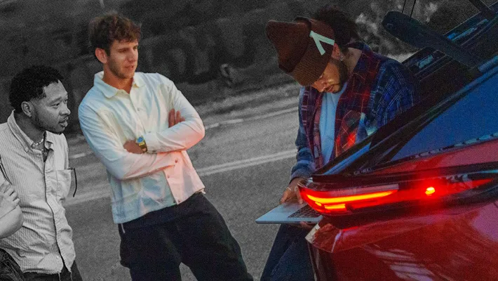 Un cahier d'exercices créatif basé sur la conduite de Toreno Winn avec Illenium — TOYOTA « NEXT GEAR »